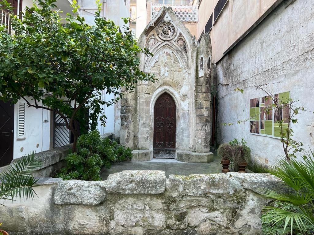 Suite Cavour Luxury Home Taranto Luaran gambar