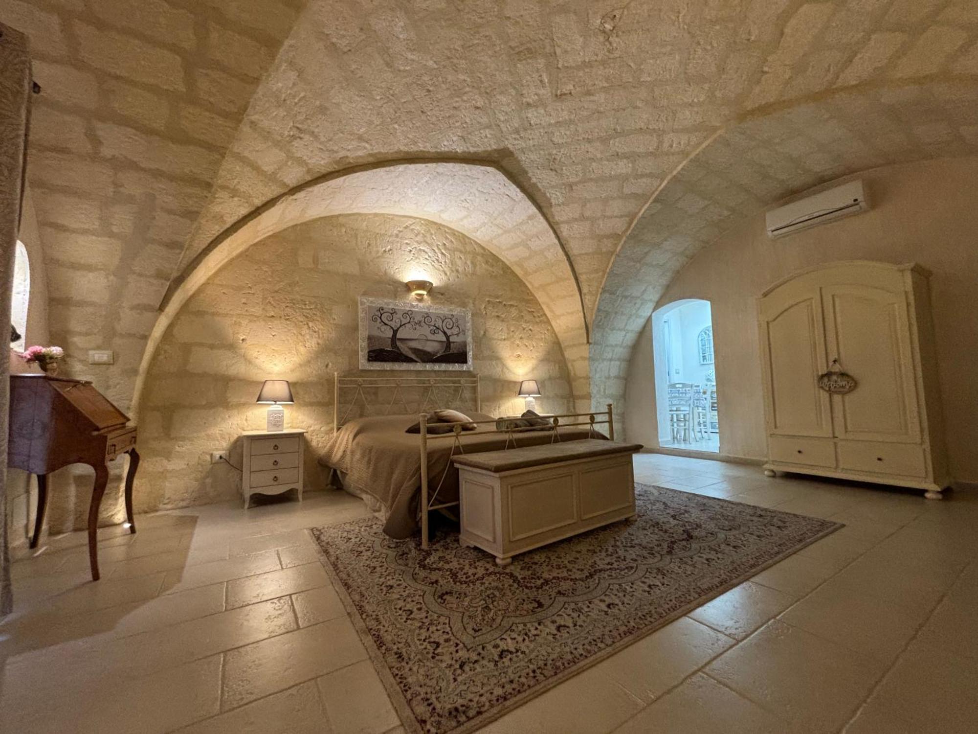 Suite Cavour Luxury Home Taranto Luaran gambar